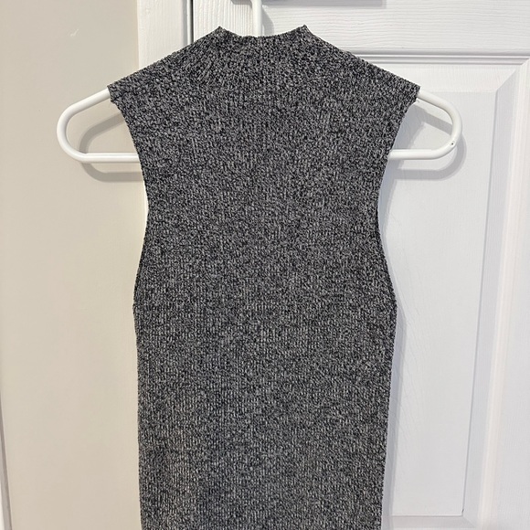 Highneck Sleeveless Tank - Picture 2 of 6